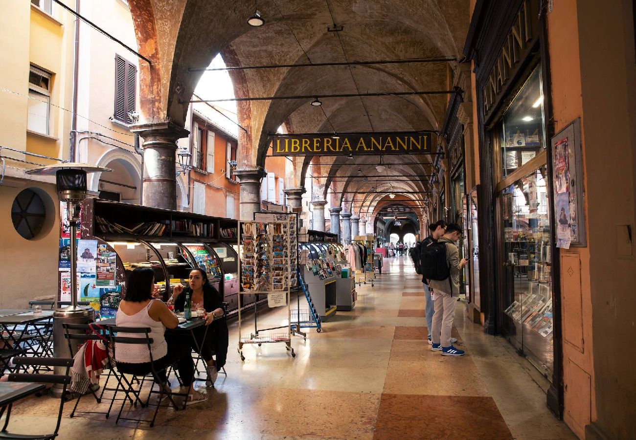 Appartamento a Bologna - Tesoro Dé Galluzzi - Corte Dé Galluzzi 8