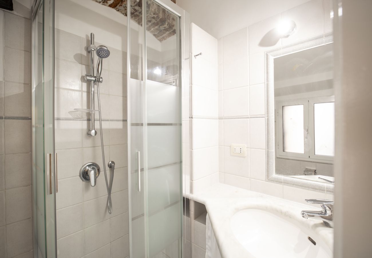 Appartamento a Genova - Giustiniani 28 - Via dei Giustiniani 28