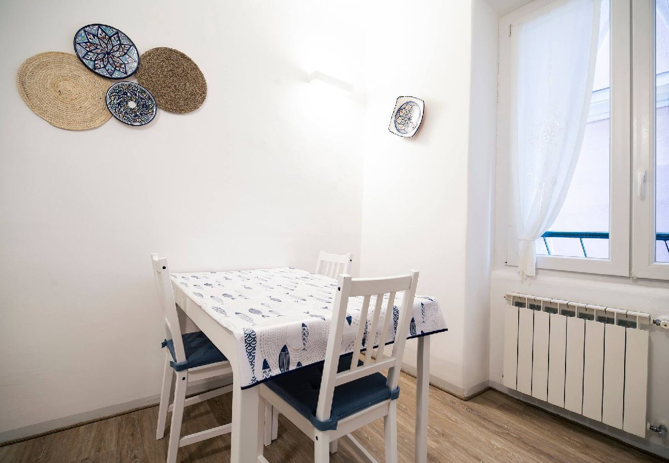 Apartment in Genoa - ZenAmore - Vico Lepre 5
