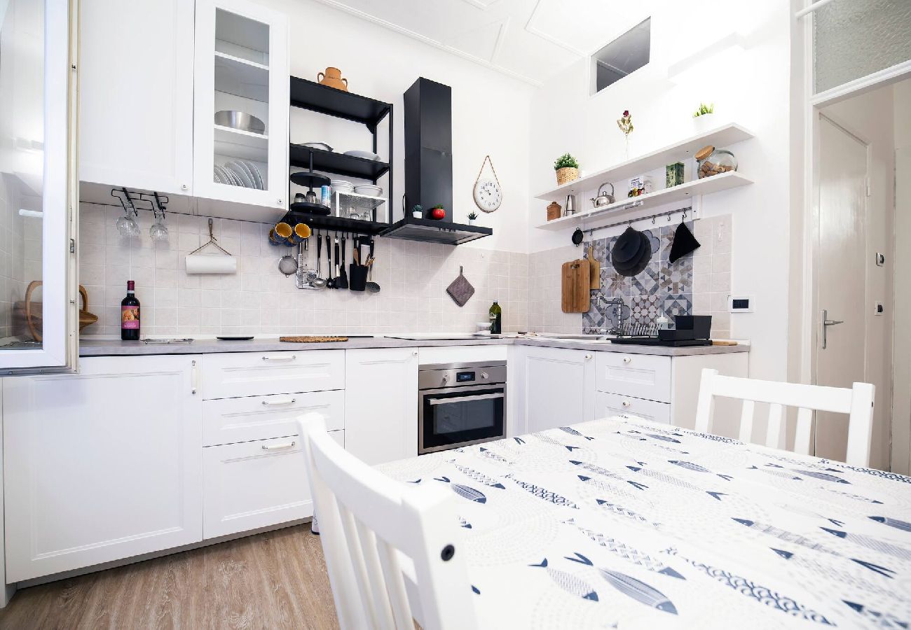 Apartment in Genoa - ZenAmore - Vico Lepre 5