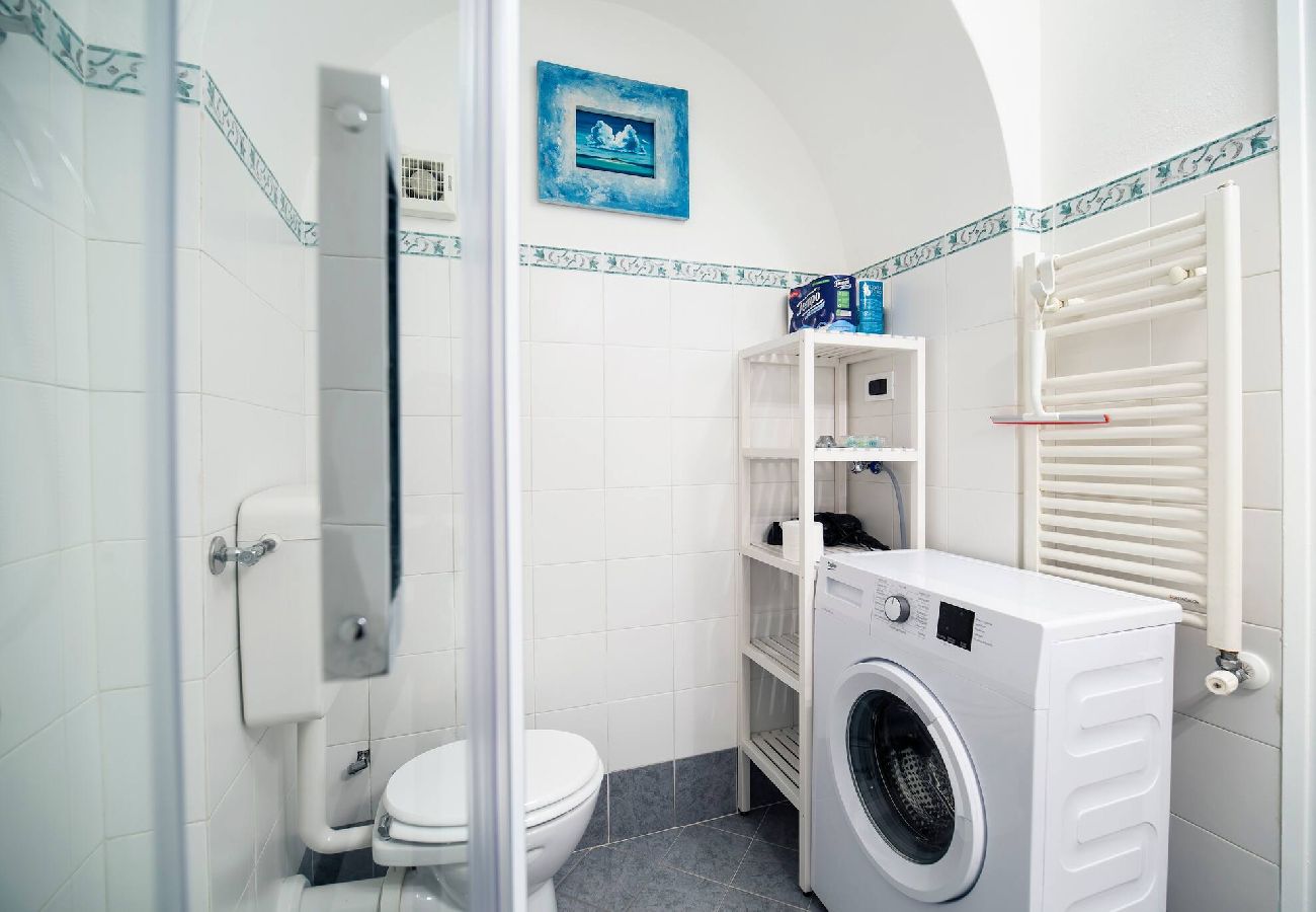 Apartment in Genoa - ZenAmore - Vico Lepre 5