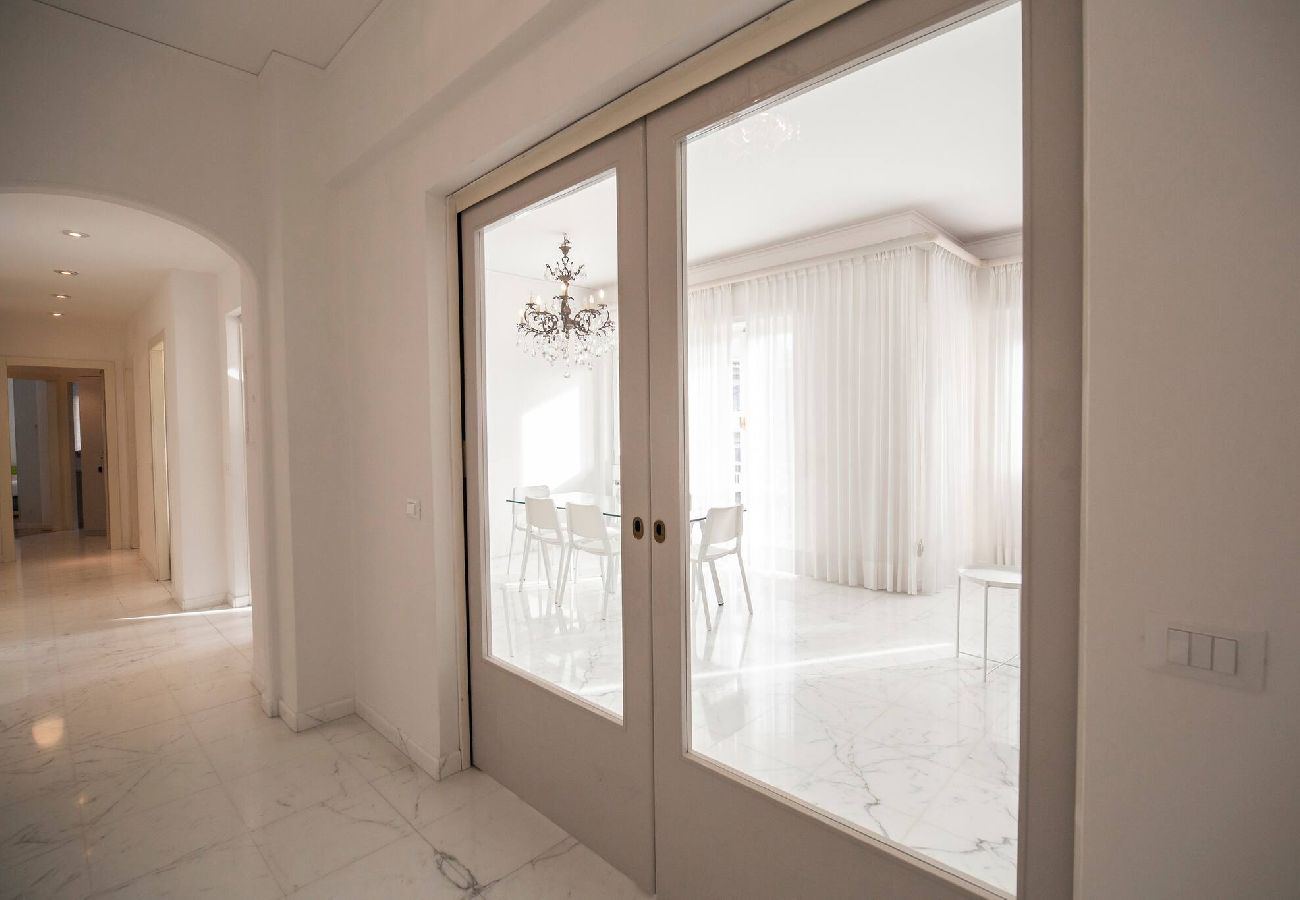 Apartment in Genoa - Casa di Pier&Chico - Corso Europa 1634