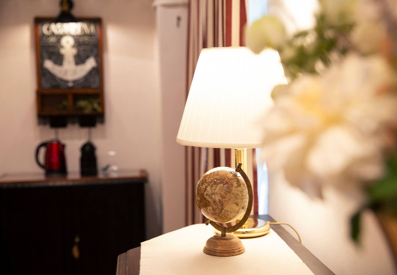 Apartment in Genoa - Casa Zena - Via Caffaro 105