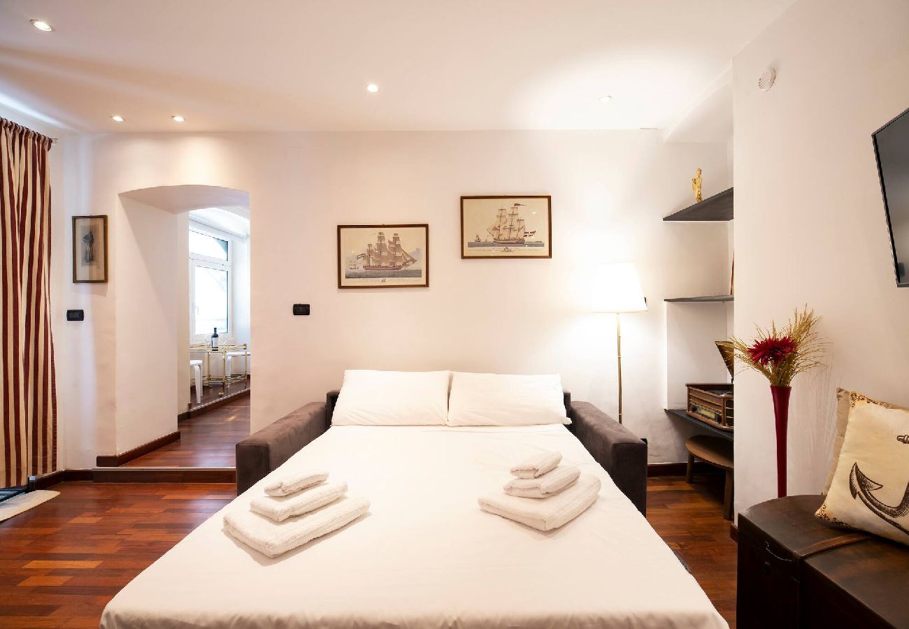 Apartment in Genoa - Casa Zena - Via Caffaro 105