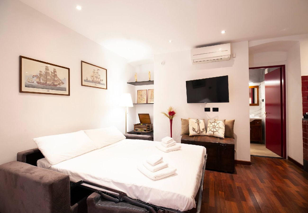 Apartment in Genoa - Casa Zena - Via Caffaro 105