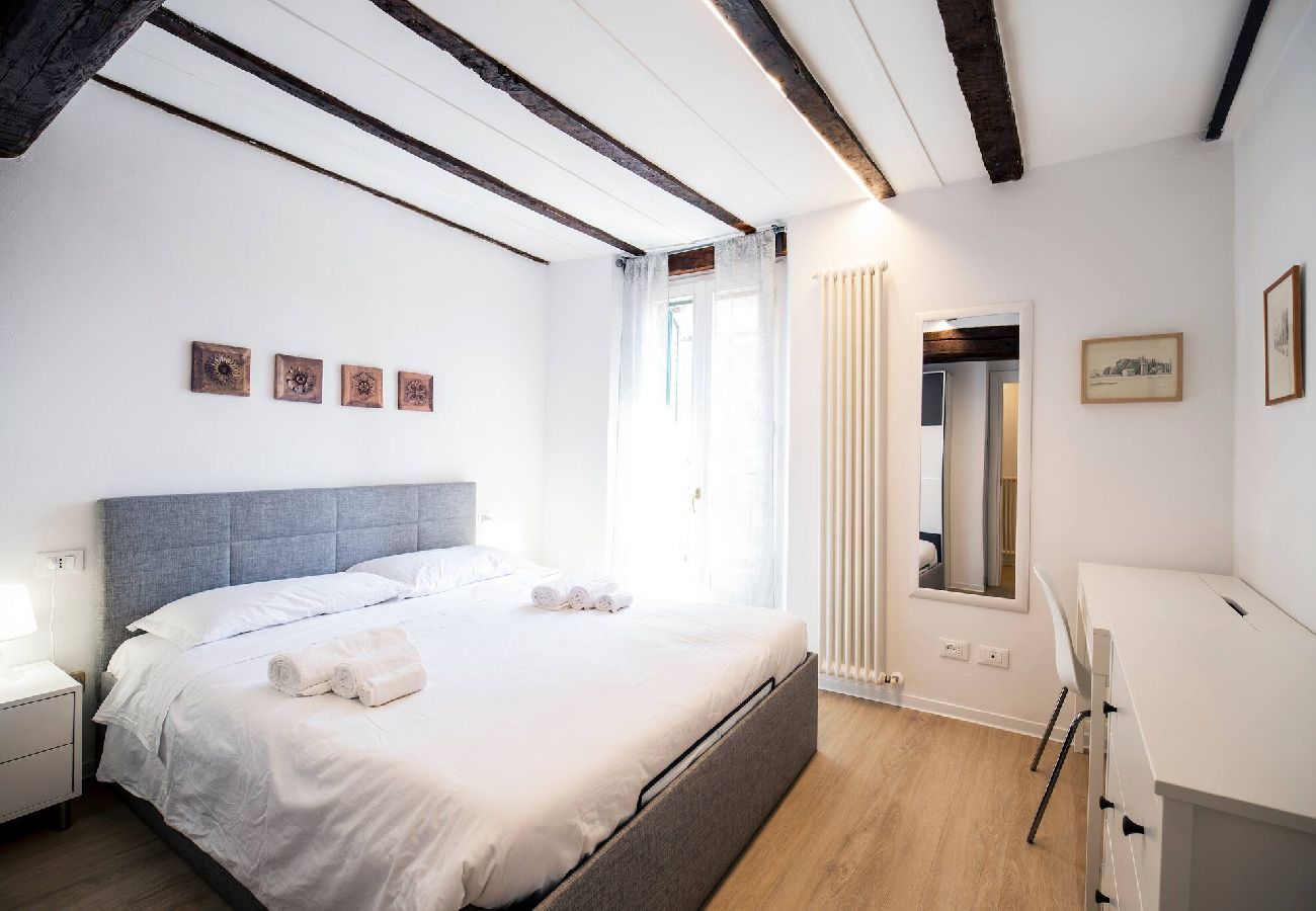 Apartment in Bologna - Tesoro Dé Galluzzi - Corte Dé Galluzzi 8