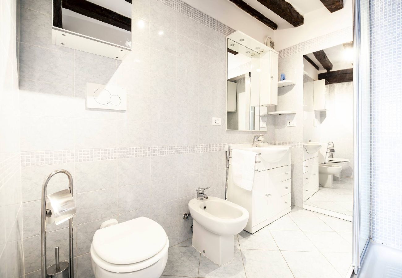 Apartment in Bologna - Tesoro Dé Galluzzi - Corte Dé Galluzzi 8