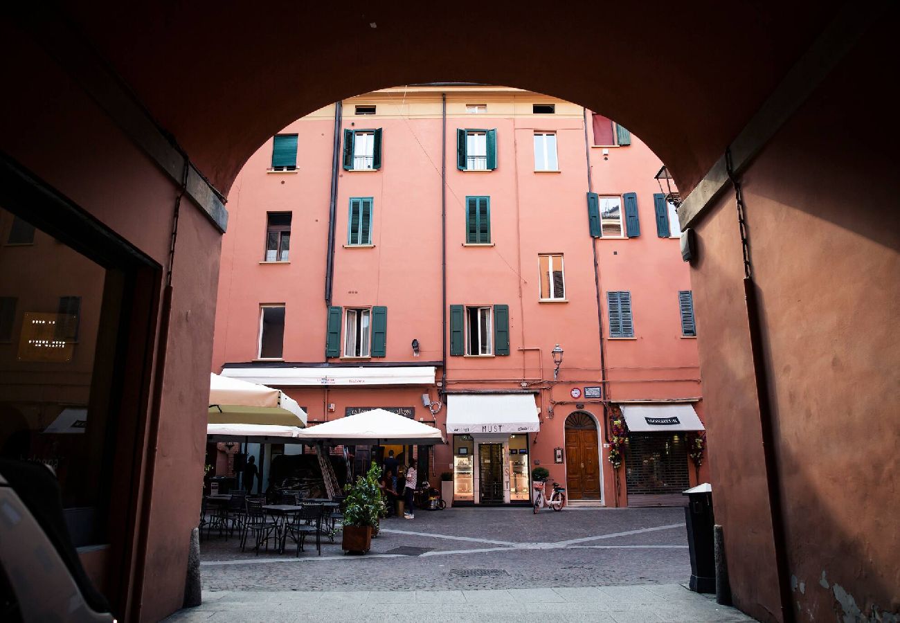 Apartment in Bologna - Tesoro Dé Galluzzi - Corte Dé Galluzzi 8
