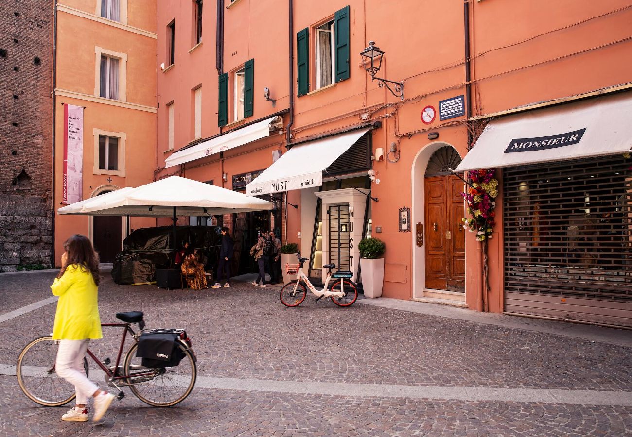 Apartment in Bologna - Tesoro Dé Galluzzi - Corte Dé Galluzzi 8