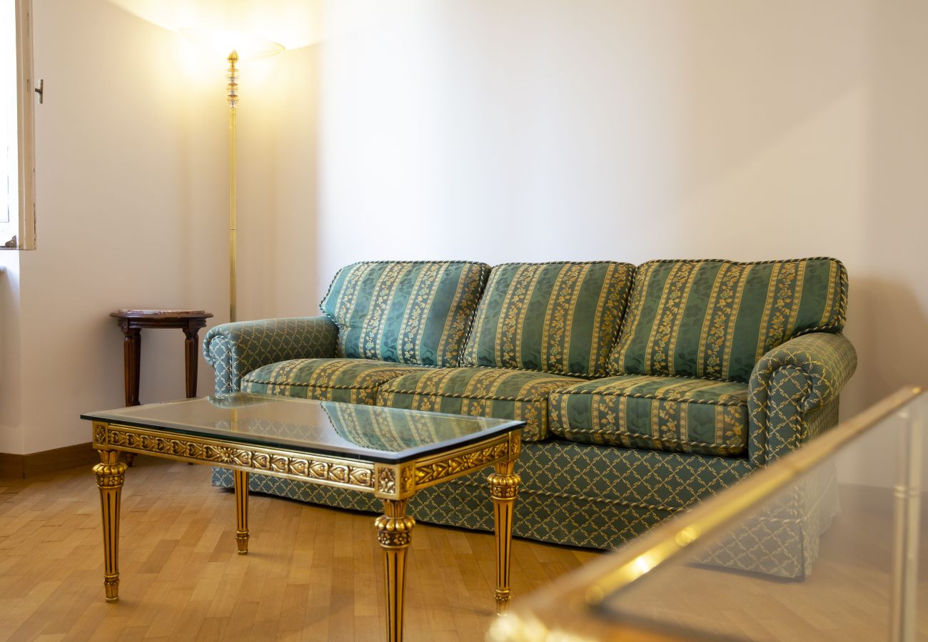 Apartment in Genoa - Cuore di Zena - Piazza di Soziglia 12