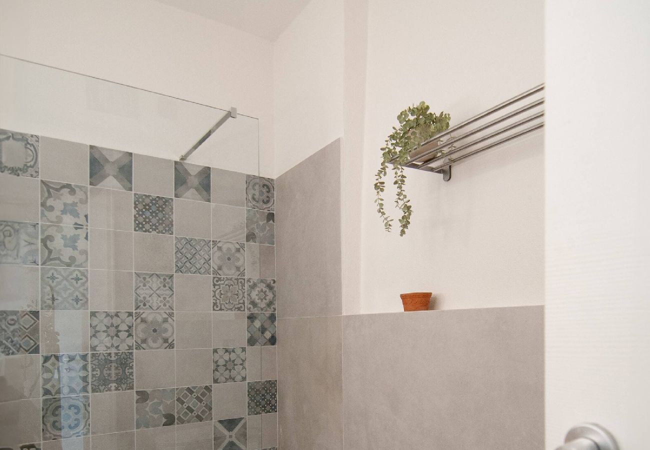 Apartment in Bergamo - Memories Garden - Via San Giacomo 24