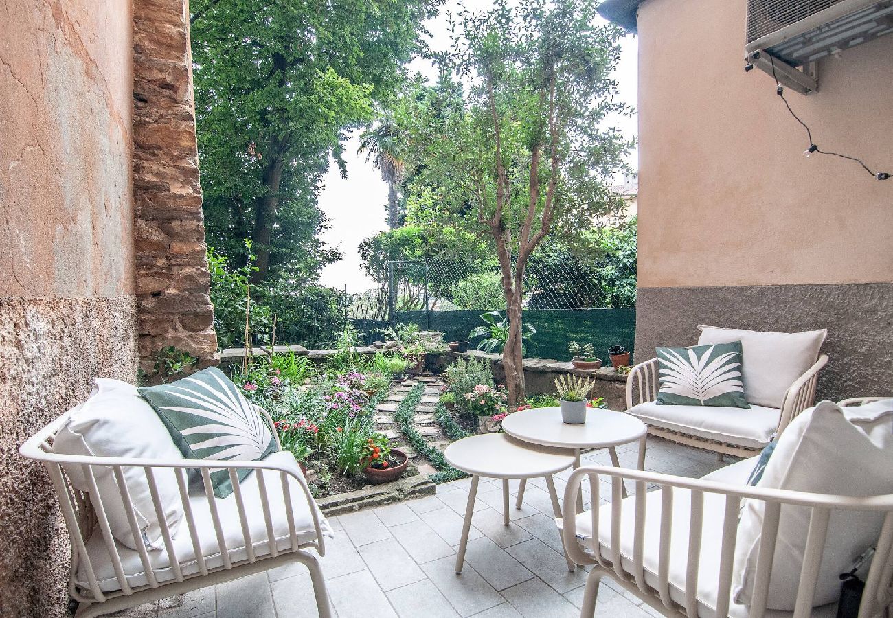 Apartment in Bergamo - Memories Garden - Via San Giacomo 24