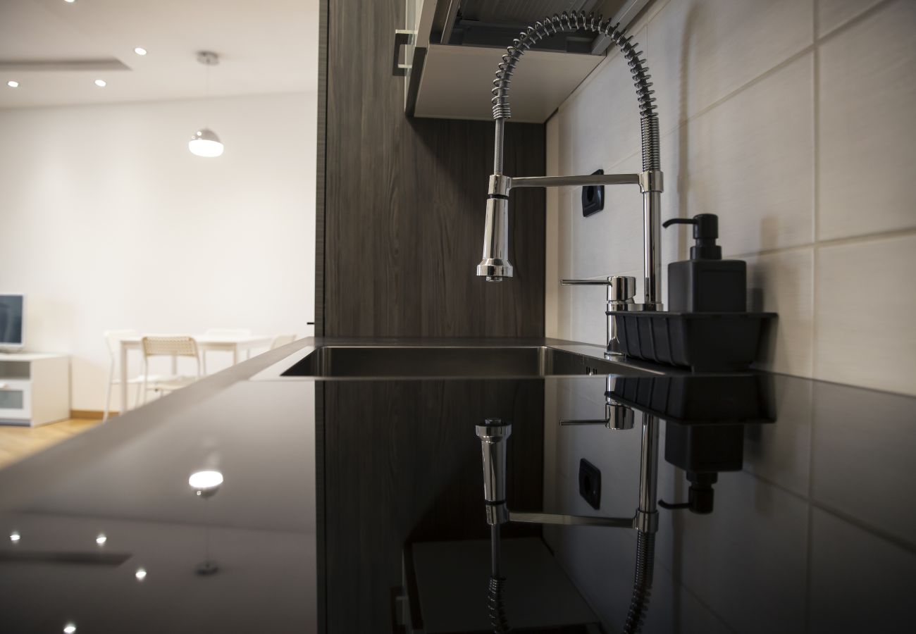 Apartment in Genoa - Panorama Zena - Piazza Baldini 4