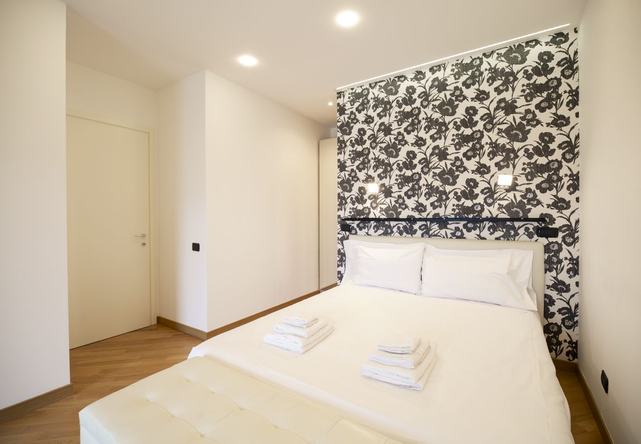 Apartment in Genoa - Panorama Zena - Piazza Baldini 4