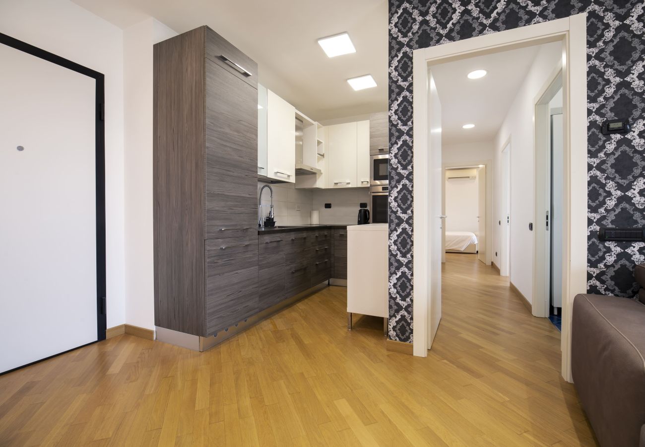 Apartment in Genoa - Panorama Zena - Piazza Baldini 4