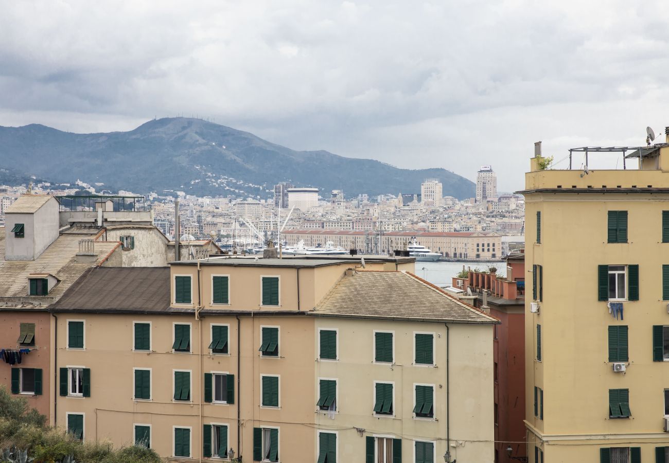 Apartment in Genoa - Panorama Zena - Piazza Baldini 4
