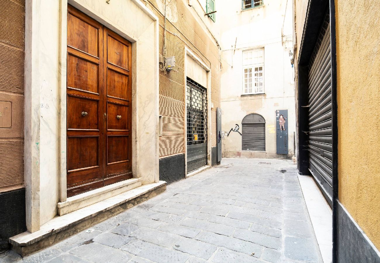 Apartment in Genoa - ZenArt - Vico Posta Vecchia 2