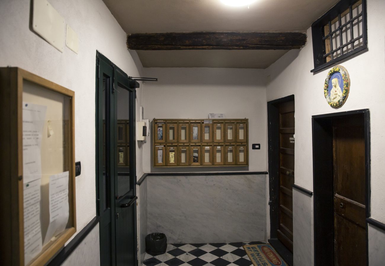 Apartment in Genoa - Il Cioccolatino del Carmine - Vico del Cioccolatte