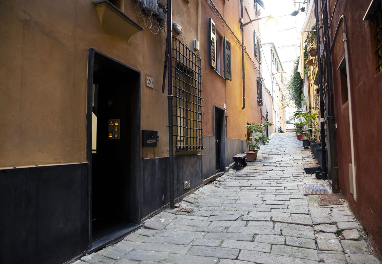 Apartment in Genoa - Il Cioccolatino del Carmine - Vico del Cioccolatte