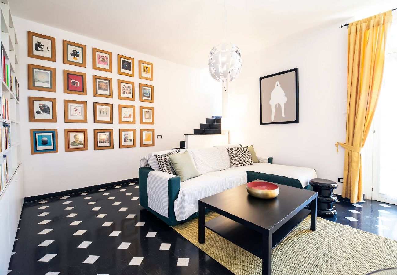 Apartment in Genoa - Vico Nuovo alla Nunziata - Piazzetta Andorlini 1