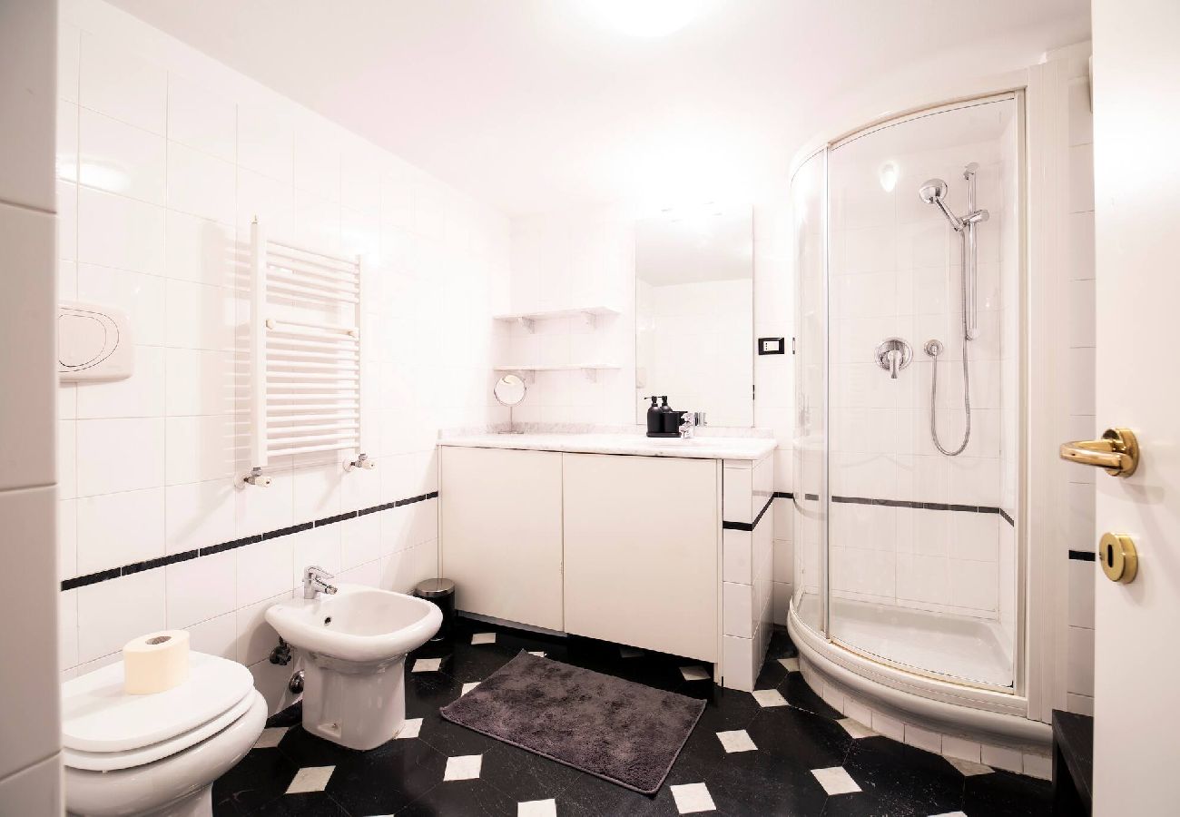 Apartment in Genoa - Vico Nuovo alla Nunziata - Piazzetta Andorlini 1