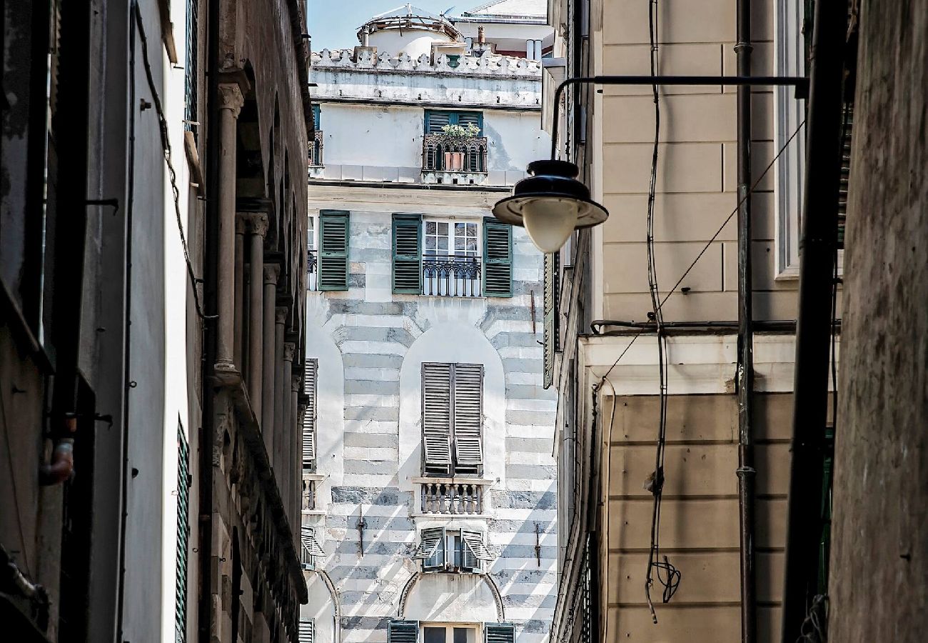 Apartment in Genoa - Vico Nuovo alla Nunziata - Piazzetta Andorlini 1