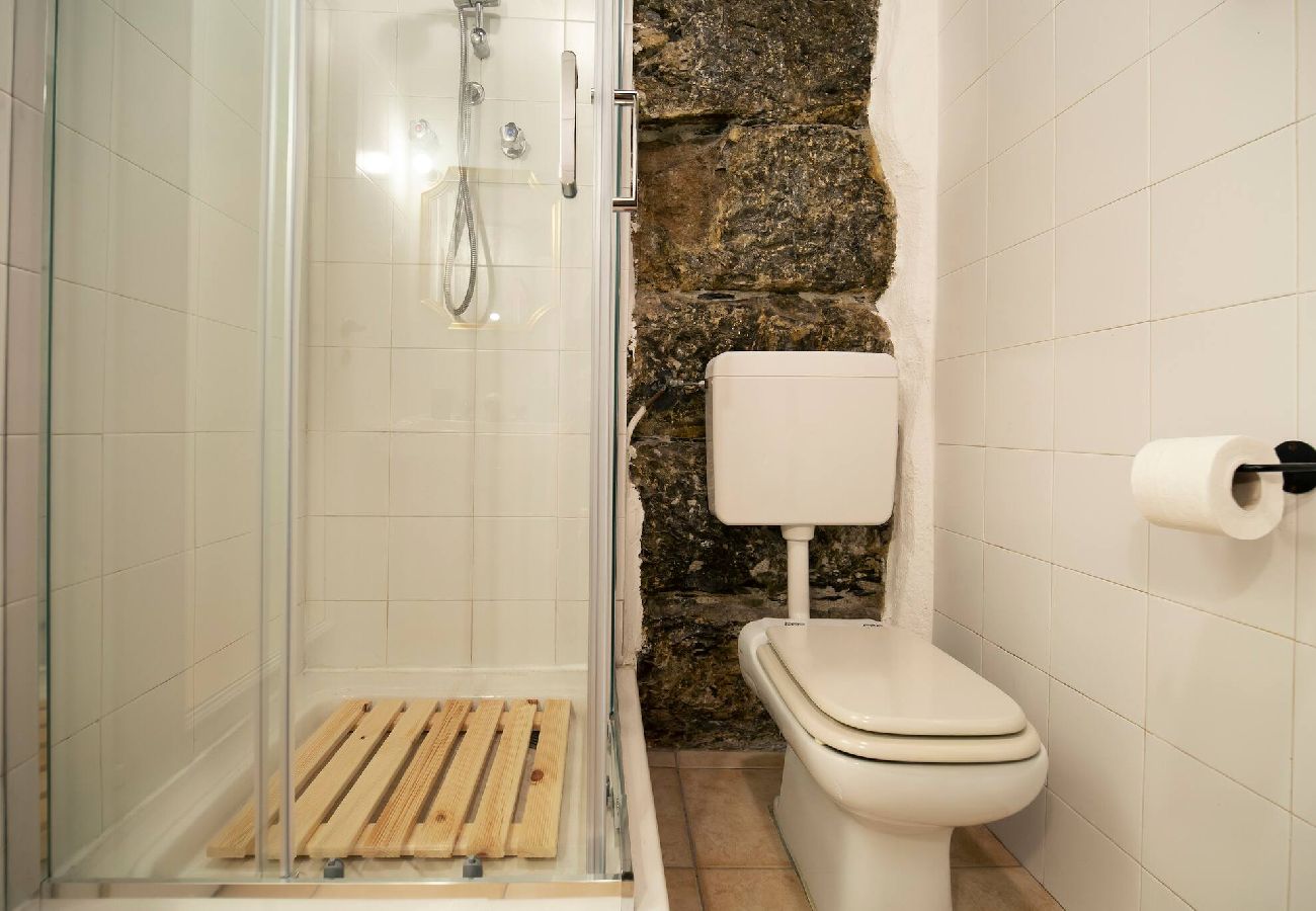 Apartment in Genoa - Casa del Borgo - Salita Famagosta 9