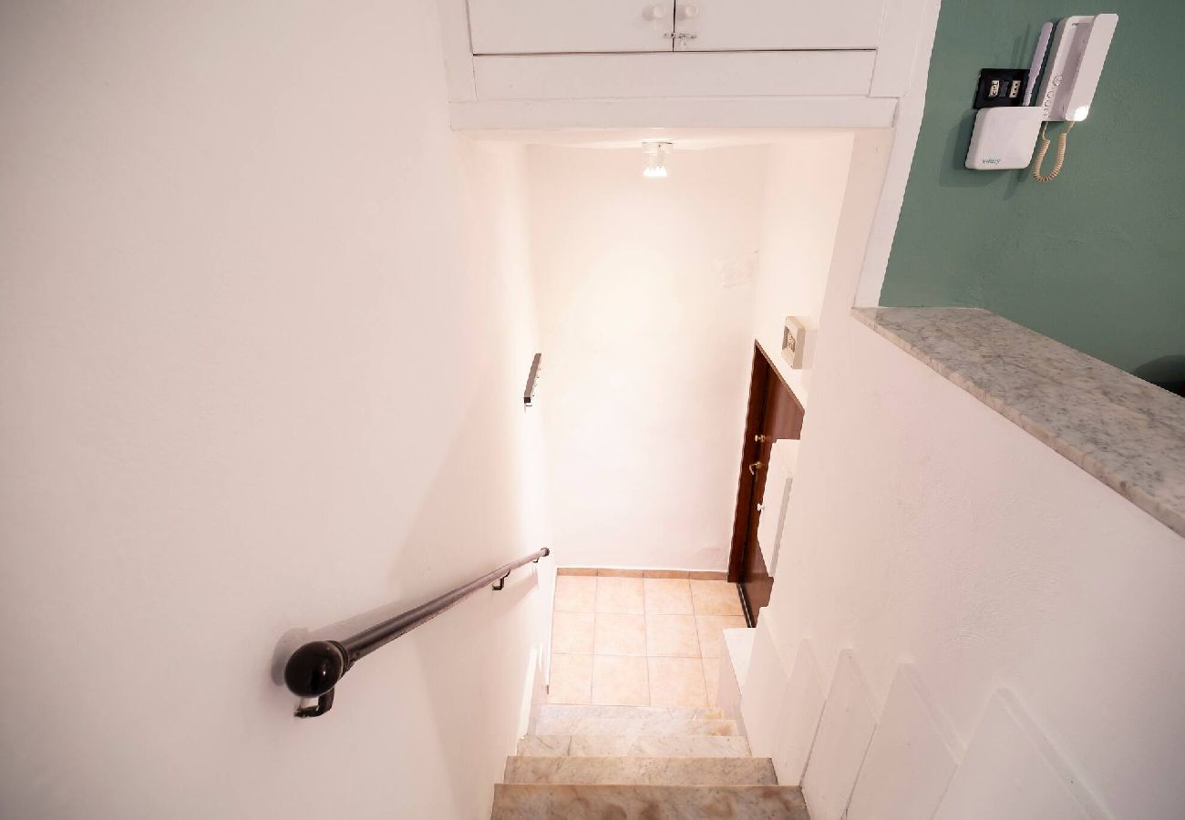 Apartment in Genoa - Casa del Borgo - Salita Famagosta 9