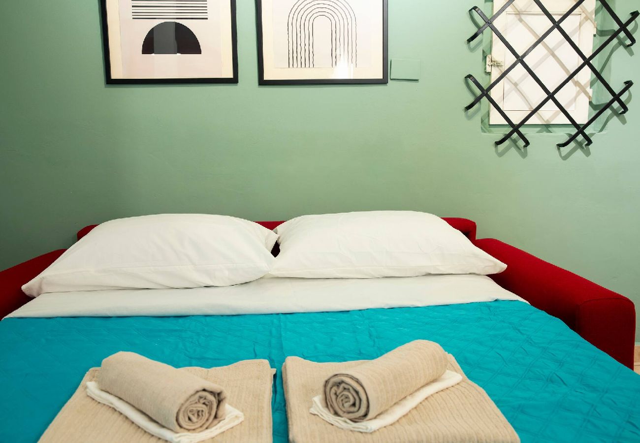 Apartment in Genoa - Casa del Borgo - Salita Famagosta 9