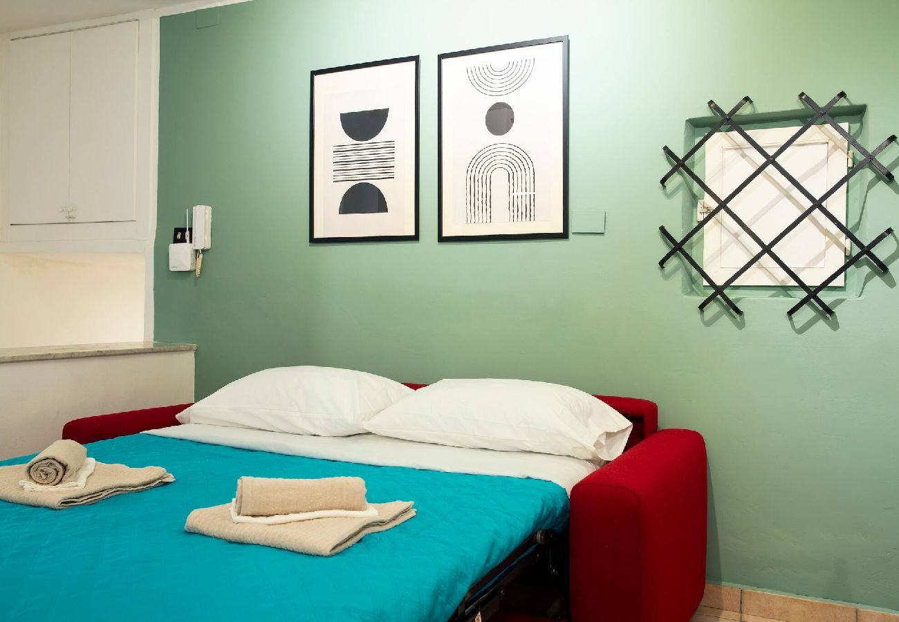 Apartment in Genoa - Casa del Borgo - Salita Famagosta 9