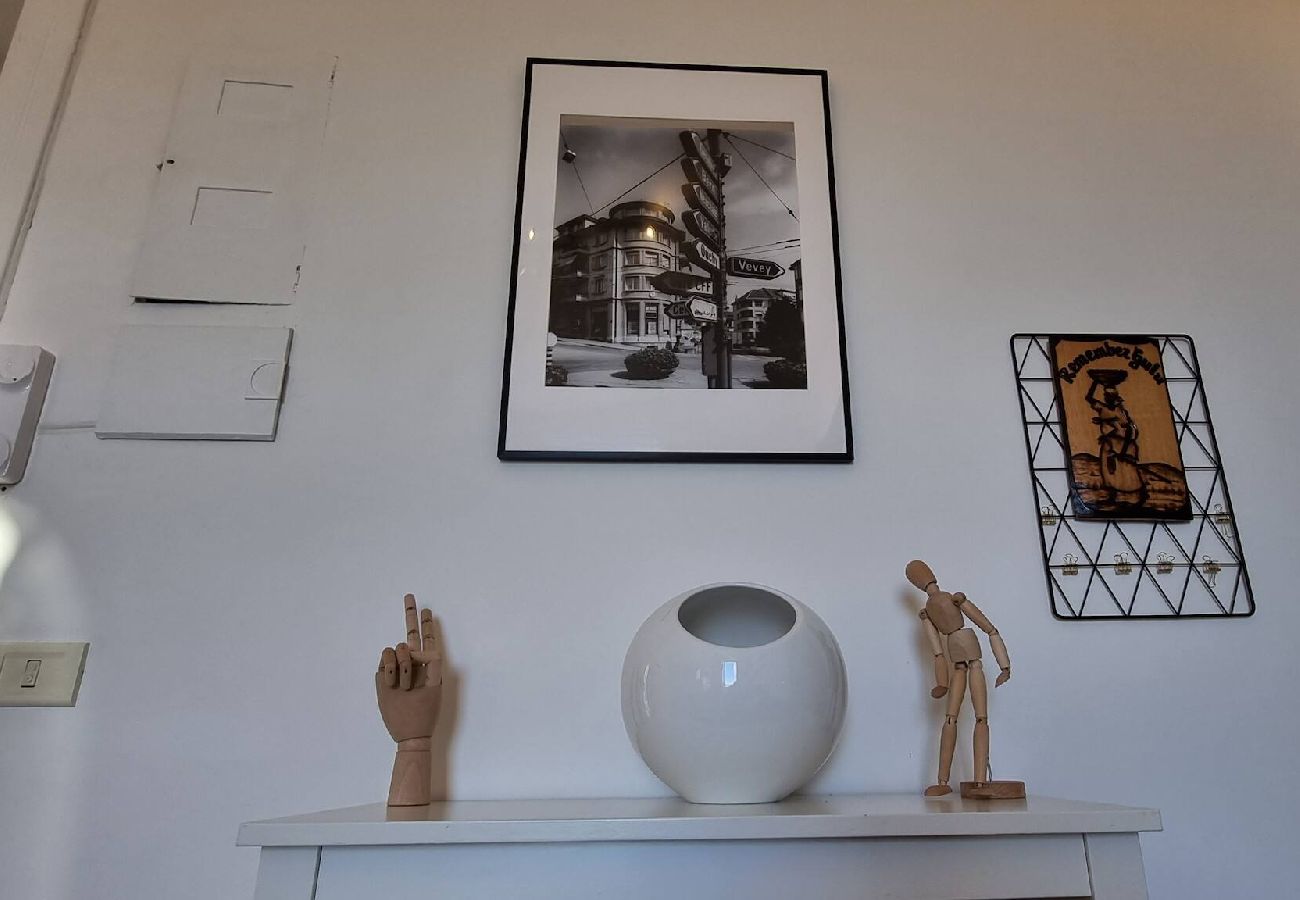 Apartment in Rome - Felix Domi - Via Conte Rosso 5