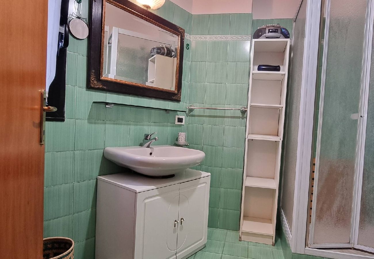 Apartment in Rome - Er Core Nostro - Via della Farnesina 157