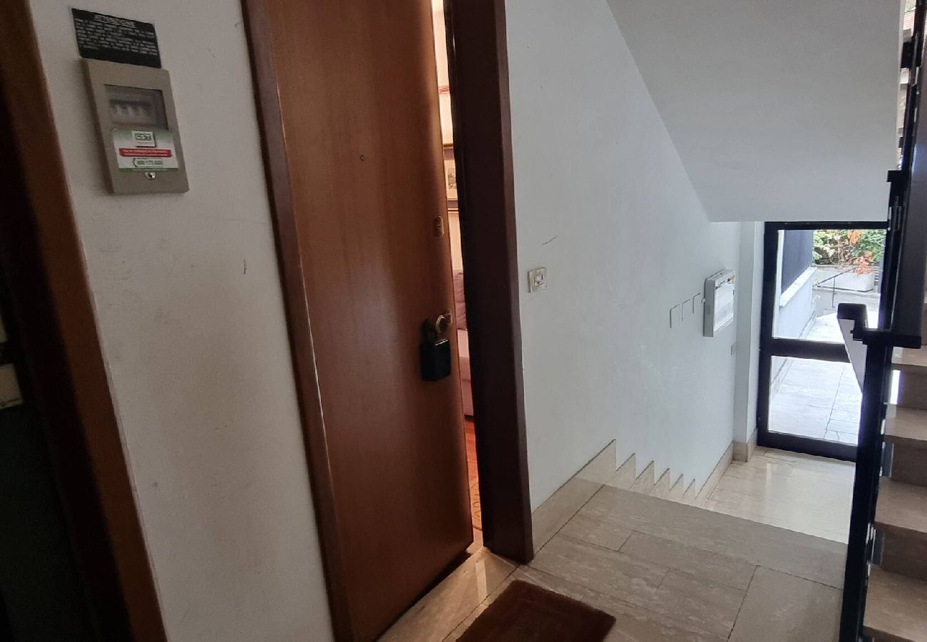 Apartment in Rome - Er Core Nostro - Via della Farnesina 157