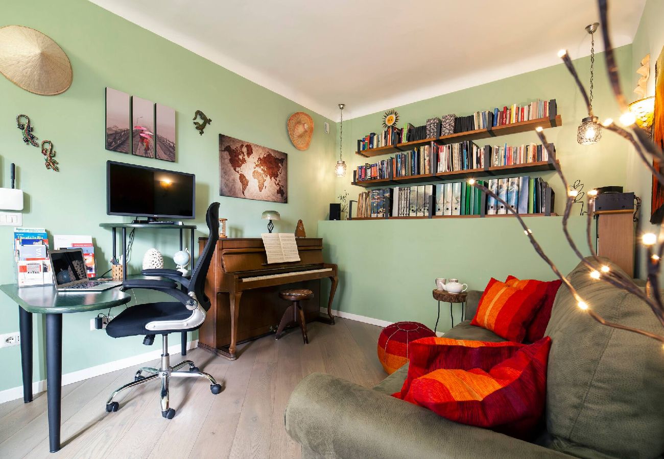 Apartment in Genoa - Patty´s home - Salita di Montebello 15