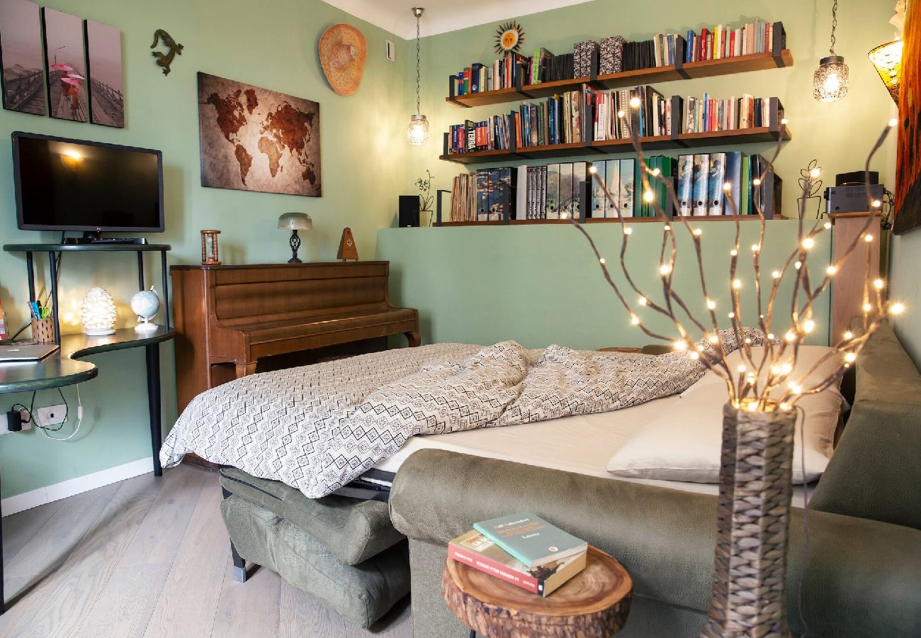 Apartment in Genoa - Patty´s home - Salita di Montebello 15