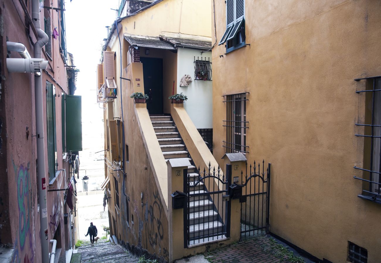 Apartment in Genoa - Piccola Genova - Via di Santa Croce 22
