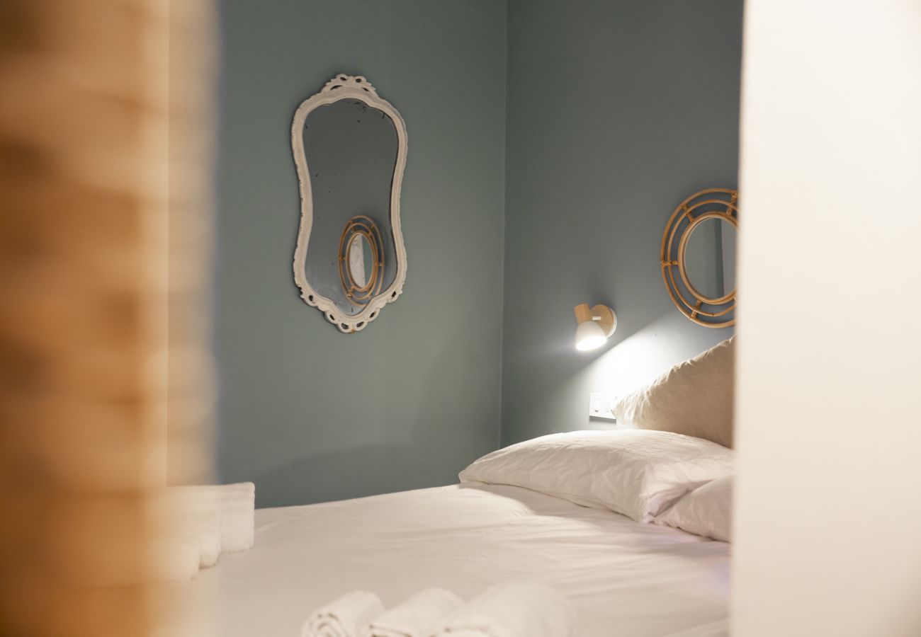 Apartment in Genoa - Piccola Genova - Via di Santa Croce 22