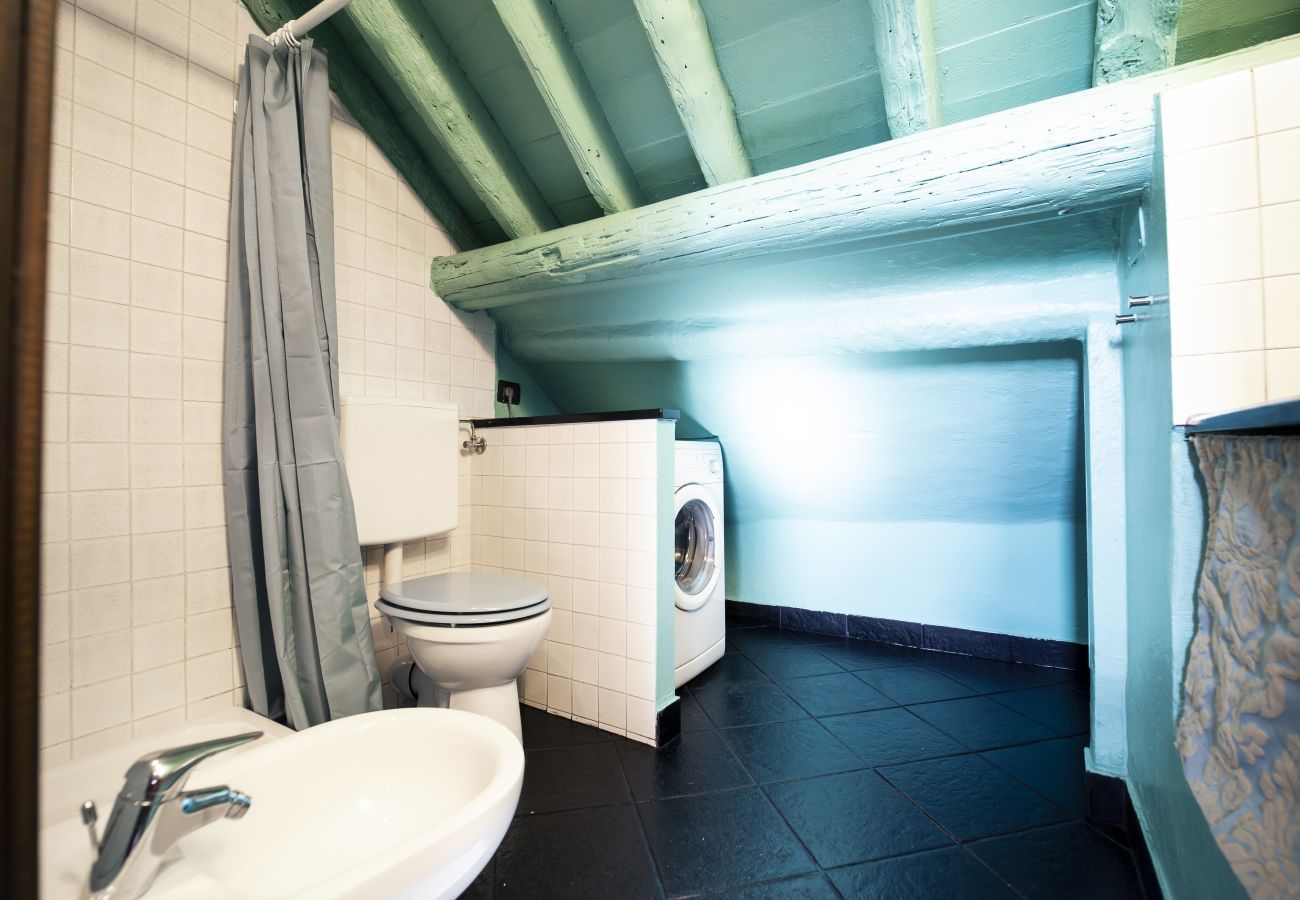 Apartment in Genoa - Gariglio al Carmine - Piazza del Carmine 1