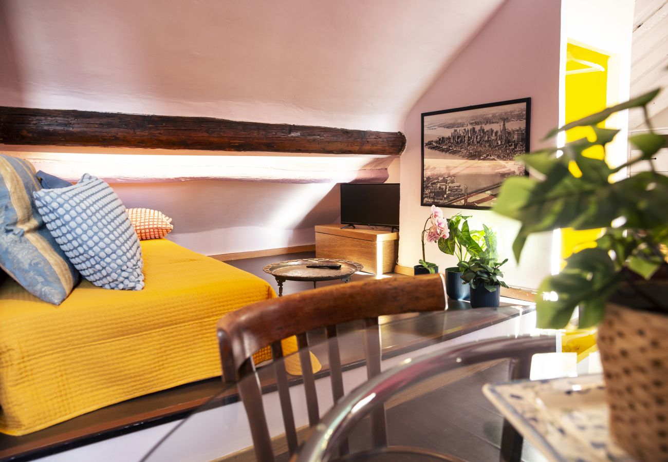 Apartment in Genoa - Gariglio al Carmine - Piazza del Carmine 1