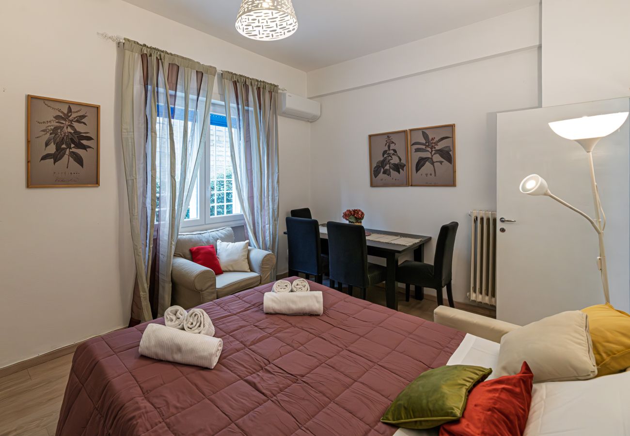Apartment in Rome - Casa da Renny - Via degli Orti della Farnesina 46