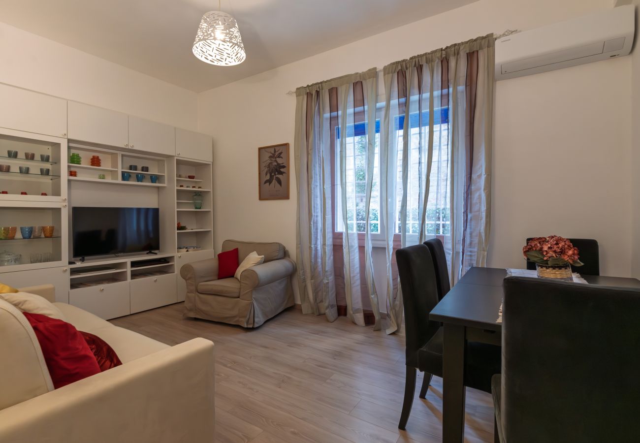 Apartment in Rome - Casa da Renny - Via degli Orti della Farnesina 46