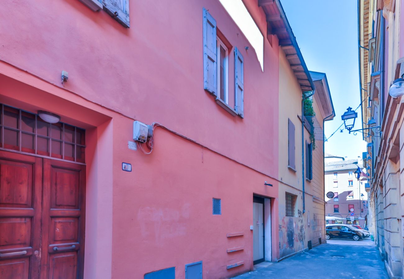 Apartment in Bologna - La Dimora di Lina - Vicolo Spirito Santo 1